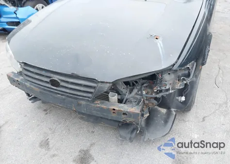 1997 Toyota Camry Ce/Le/Xle from USA, damaged, VIN 4T1BG22K5VU138997